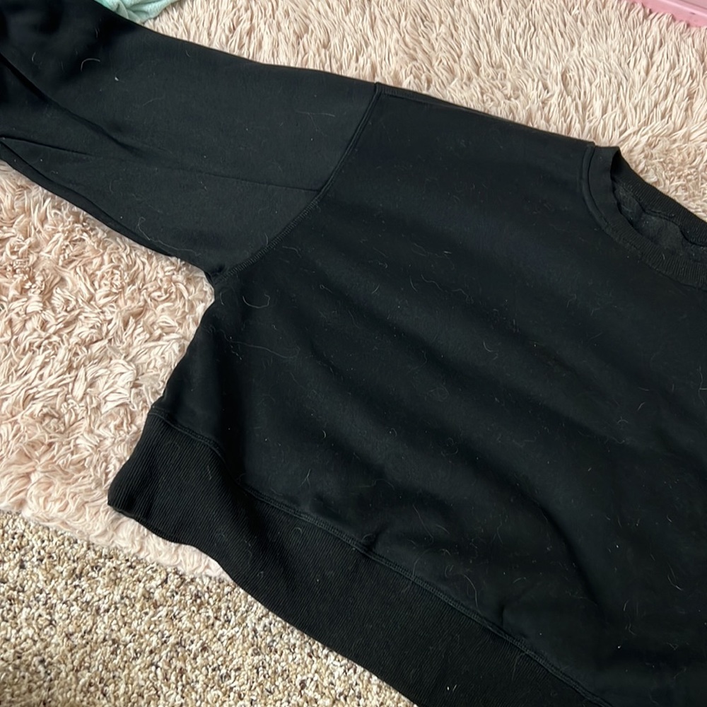 Hand-crafted Sweatshirt - Picture 9 of 9